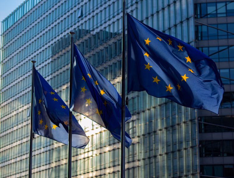 L’AI Omnibus entre en vigueur : l’Union européenne assouplit le calendrier de l’AI Act