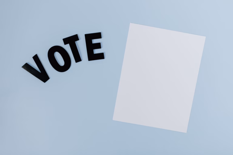Deepfakes et millions de dollars : comment l'industrie de l'IA s'invite dans les midterms américains de 2026